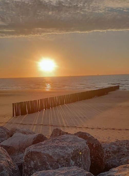 Le Clemenceau Appart-Calais Nord-Balcon-Plage Εξωτερικό φωτογραφία